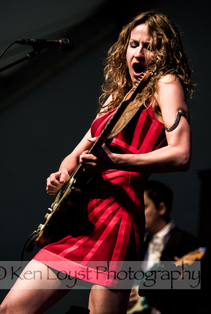 Ana Popovic, New Orleans Jazz Fest 2013-10